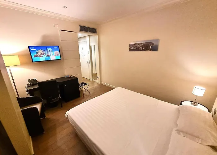 Tag Hotel