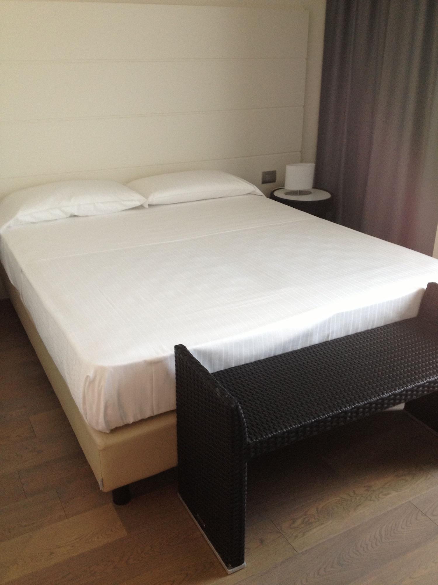 Tag Hotel
